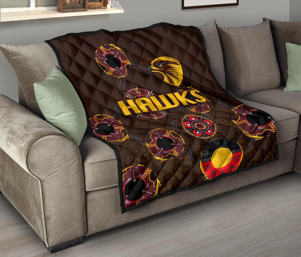 hawthorn-premium-quilt-hawks-indigenous-brown