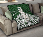 maori-moko-tattoo-premium-quilt-manaia-pounamu