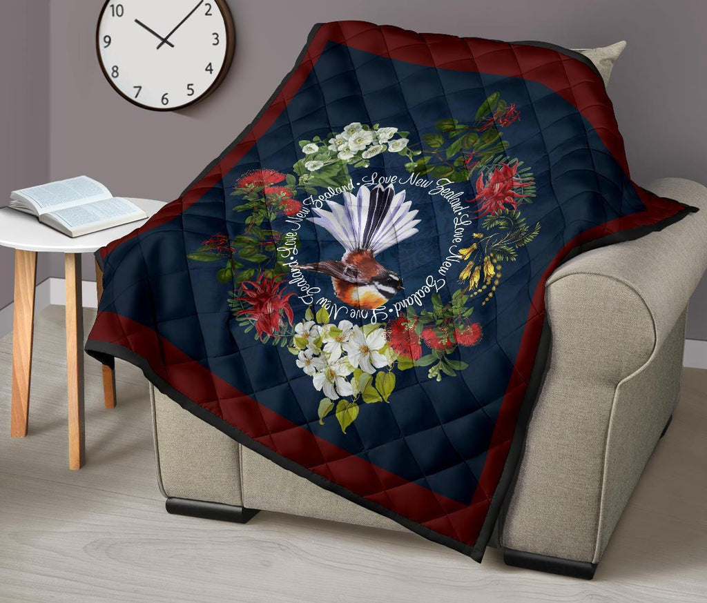 piwakawaka-with-flowers-new-zealand-quilt