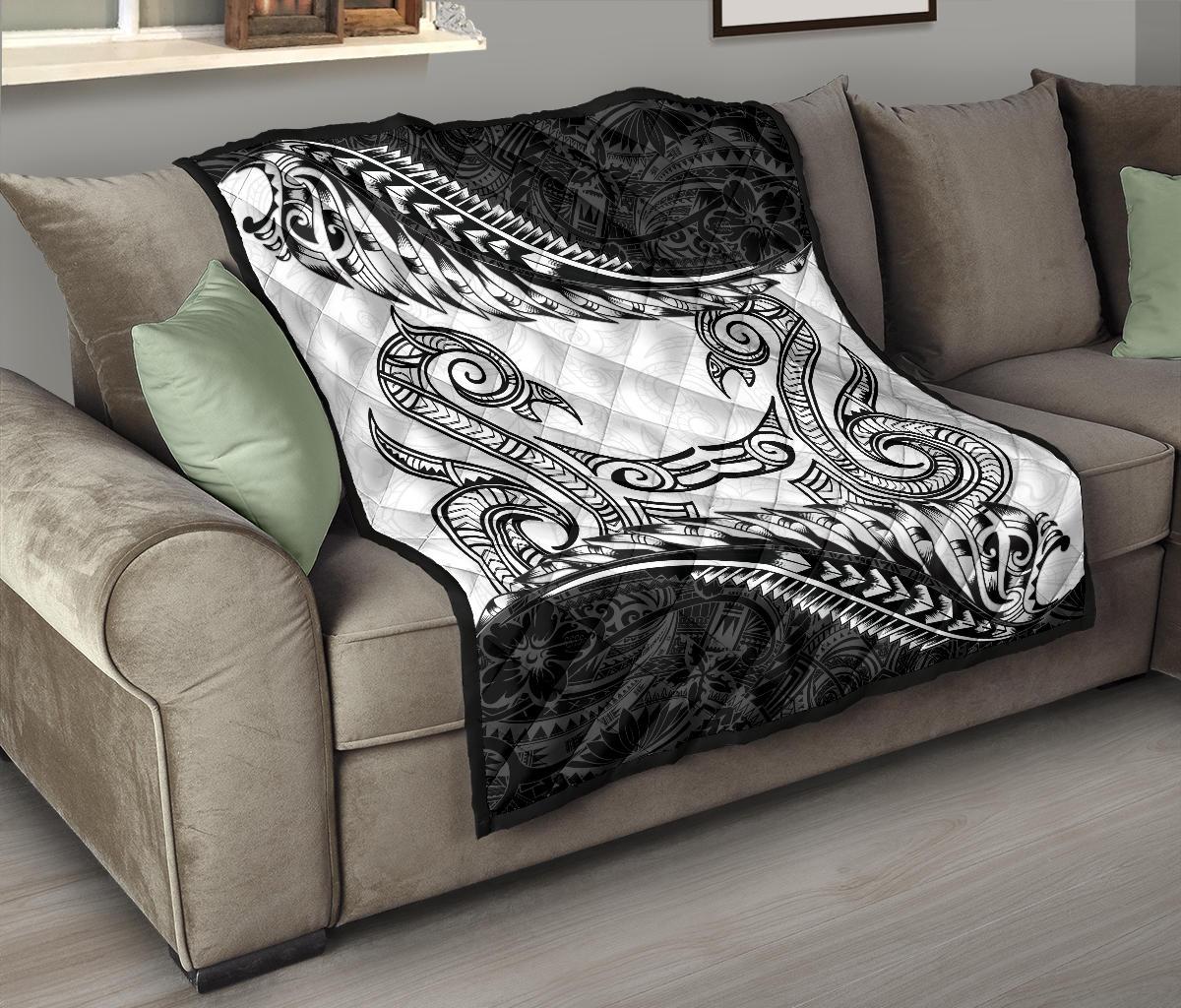 aotearoa-premium-quilt-maori-manaia-with-silver-fern