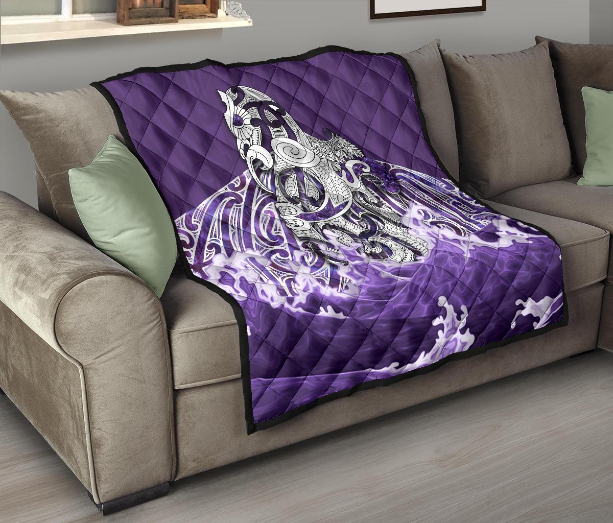 maori-manaia-the-blue-sea-premium-quilt-purple