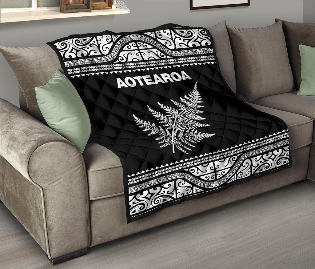 aotearoa-new-zealand-maori-premium-quilt-silver-fern-white