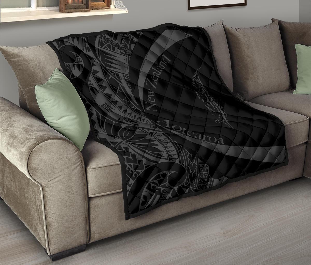 new-zealand-silver-fern-premium-quilt-maori-tattoo-circle-style