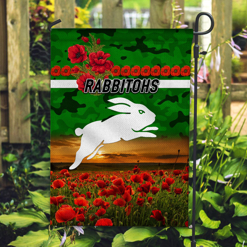 south-sydney-rabbitohs-anzac-2022-flag-poppy-flowers-vibes-green