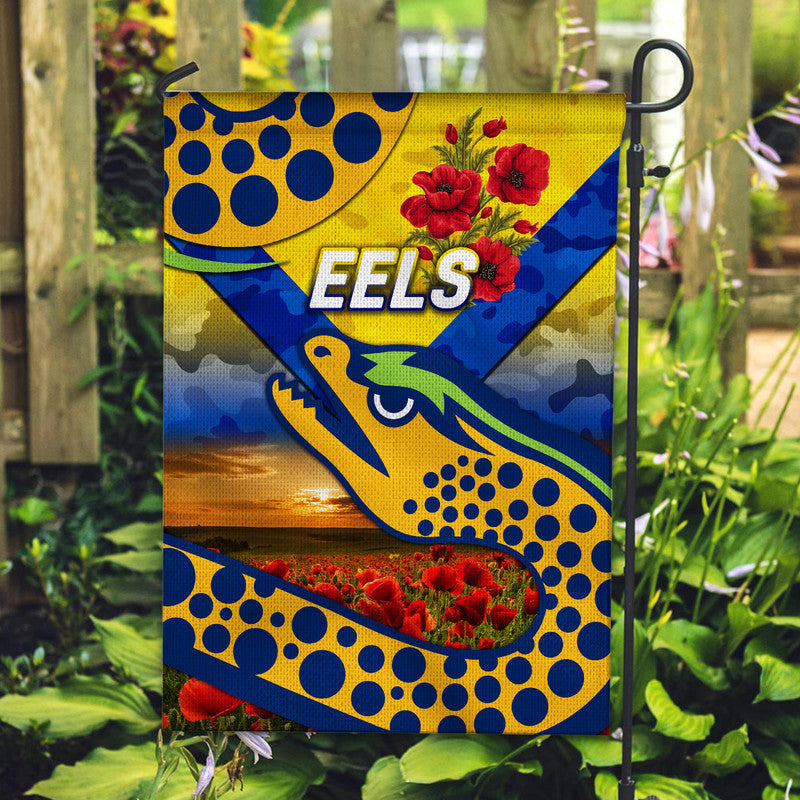 parramatta-eels-anzac-2022-flag-poppy-flowers-vibes-gold