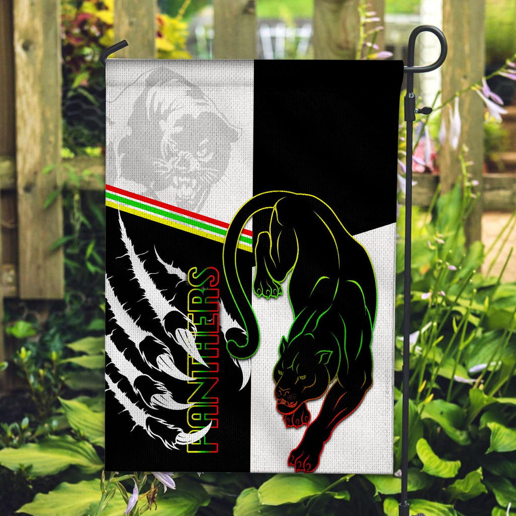 panthers-flag-claws-half-black-white-style