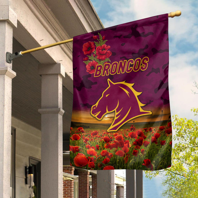 brisbane-broncos-anzac-2022-flag-poppy-flowers-vibes