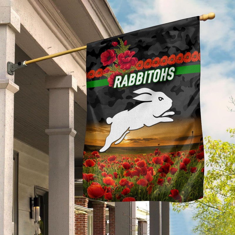 south-sydney-rabbitohs-anzac-2022-flag-poppy-flowers-vibes-black