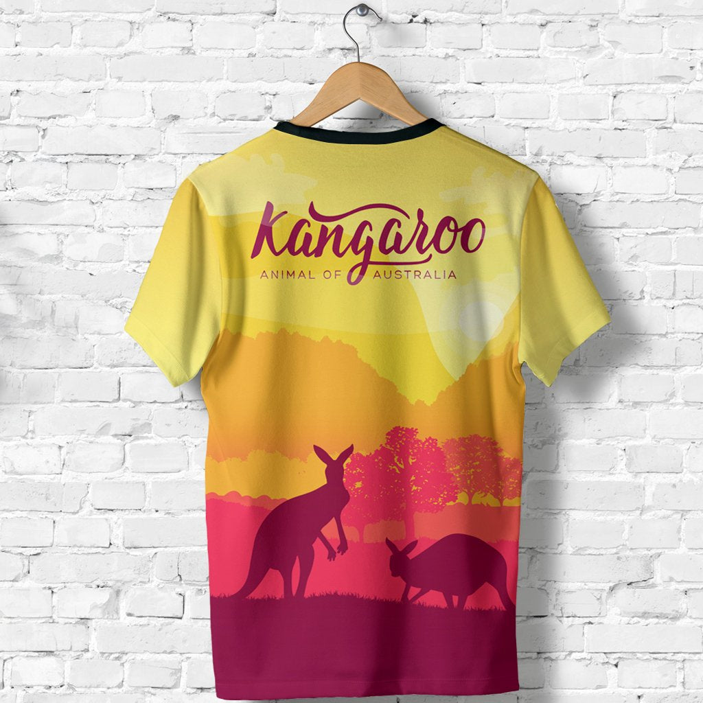 t-shirt-kangaroo-t-shirt-morning-uluru-unisex