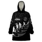 personalised-new-zealand-football-ferns-wearable-blanket-hoodie-women-world-cup-2023-tribal-koru-pattern