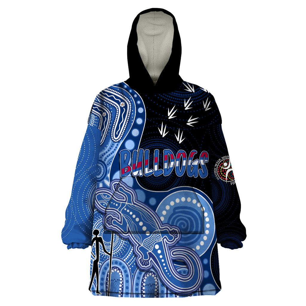 personalised-naidoc-week-2023-afl-bulldogs-wearable-blanket-hoodie-aboriginal-dot-art-lizard-mix-boomerang
