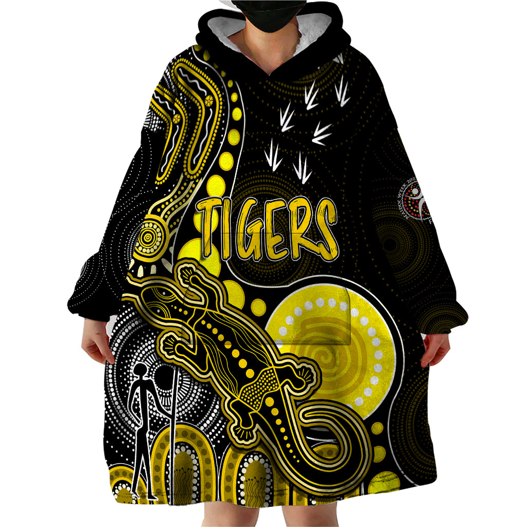 personalised-naidoc-week-2023-afl-tigers-wearable-blanket-hoodie-aboriginal-dot-art-lizard-mix-boomerang