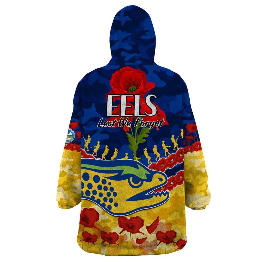 eels-rugby-anzac-wearable-blanket-hoodie-lest-we-forget