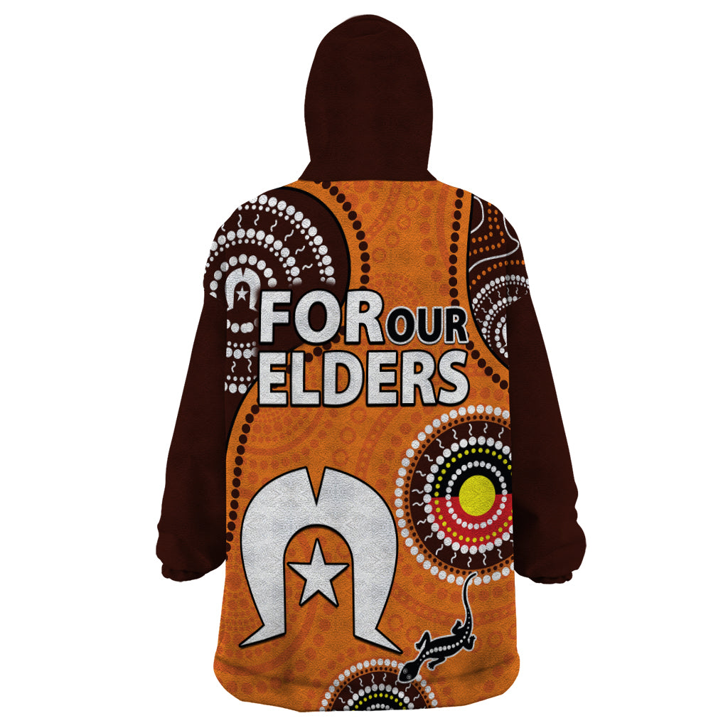 2023-naidoc-week-wearable-blanket-hoodie-lizard-aboriginal
