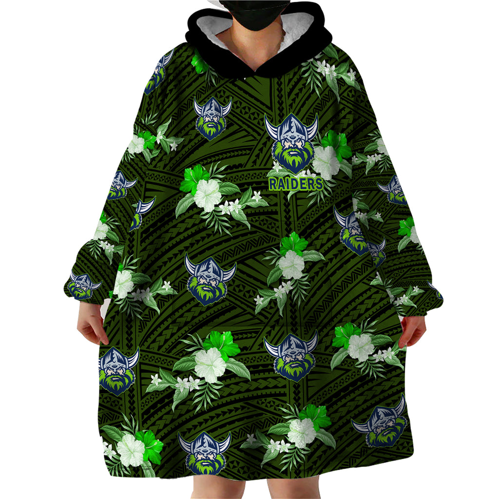 custom-text-and-number-raiders-rugby-wearable-blanket-hoodie-polynesian-tribal-mix-tropical-hawaiian-style