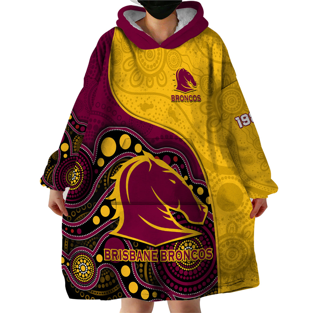 custom-text-and-number-broncos-rugby-wearable-blanket-hoodie-brisbane-1987-indigenous-art