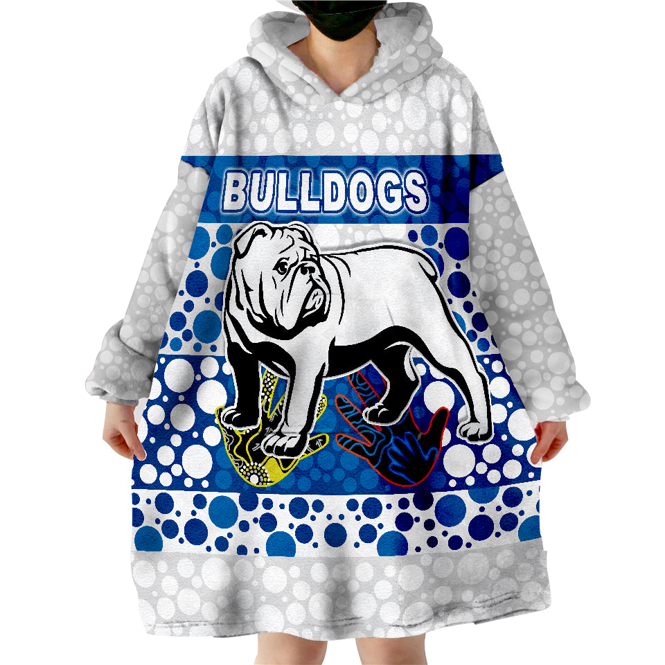 newest-bulldogs-wearable-blanket-hoodie