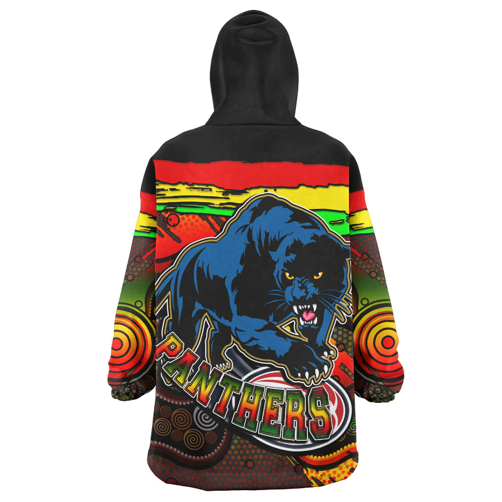panthers-rugby-snug-hoodie-custom-panther-with-aboriginal-style-of-dot-painting-personalised-player-and-number-oodie-blanket