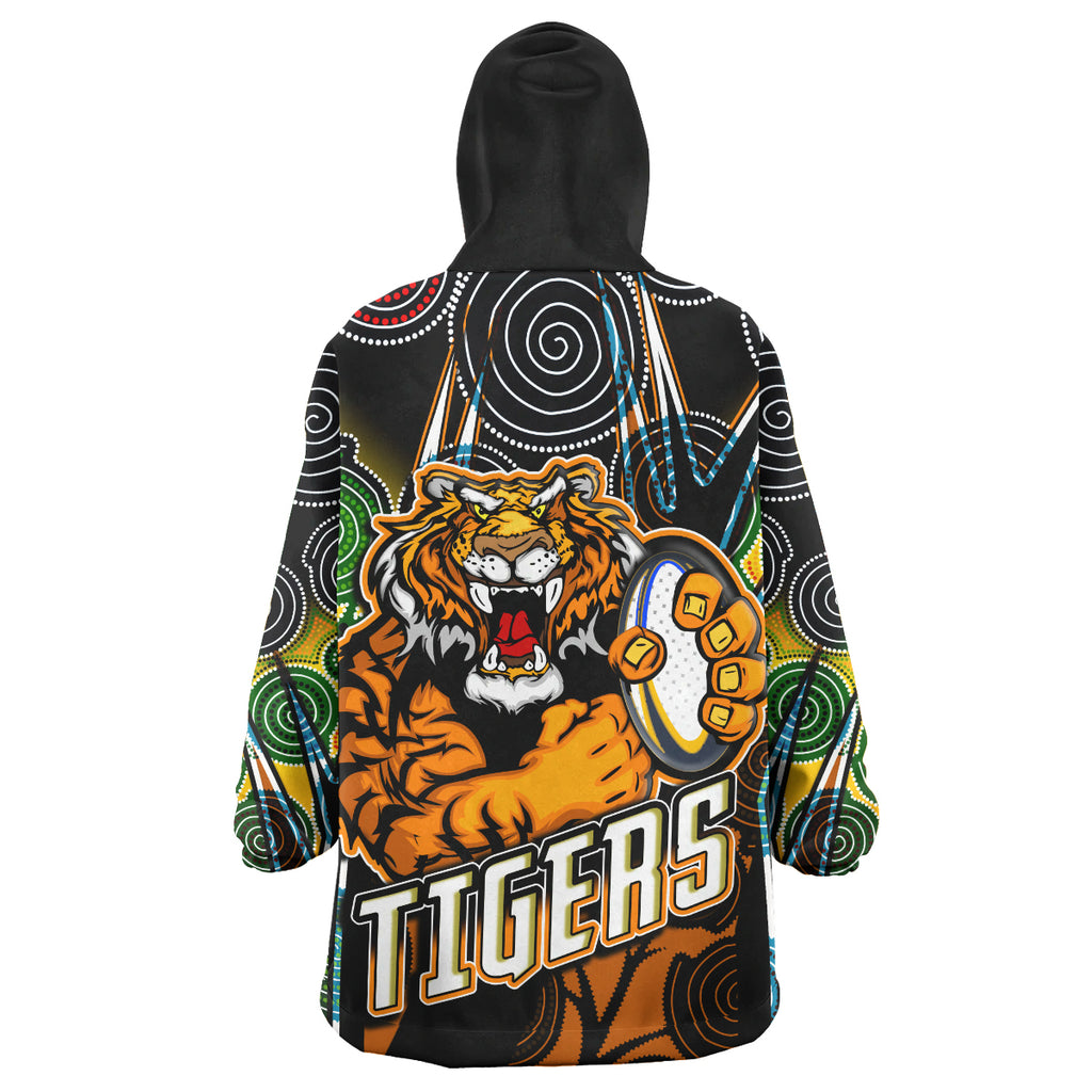 tigers-rugby-snug-hoodie-custom-tiger-rugby-ball-aboriginal-art-vector-painting-personalised-player-and-number-oodie-blanket