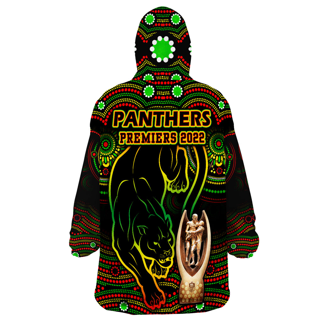 penrith-panthers-rugby-black-crouching-panther-premiers-2022-wearable-blanket-hoodie