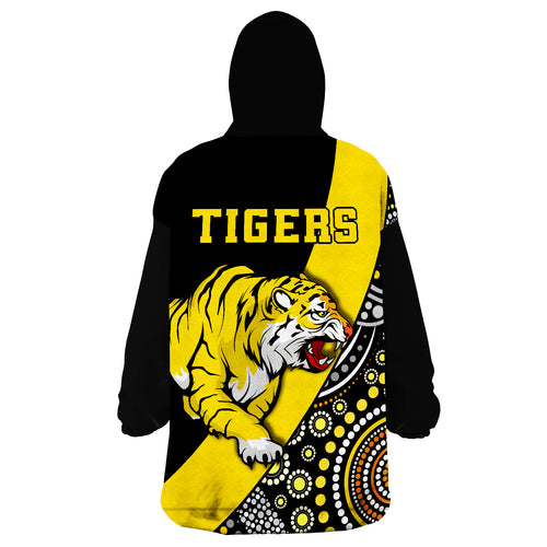 richmond-indigenous-tigers-football-wearable-blanket-hoodie