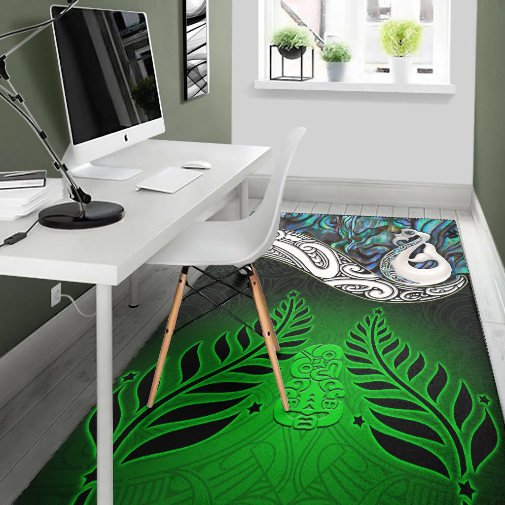 new-zealand-maori-area-rug-manaia-paua-shell-glitter-green